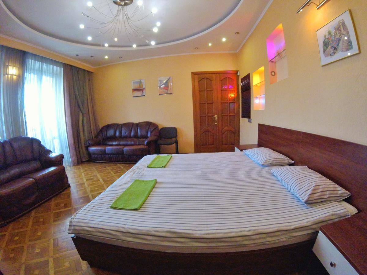 Bed and Breakfast New Minsk Exteriér fotografie